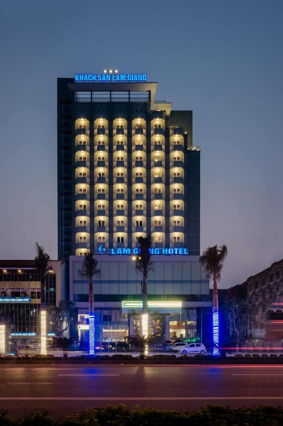 Lam Giang Hotel Vinh Exterior photo